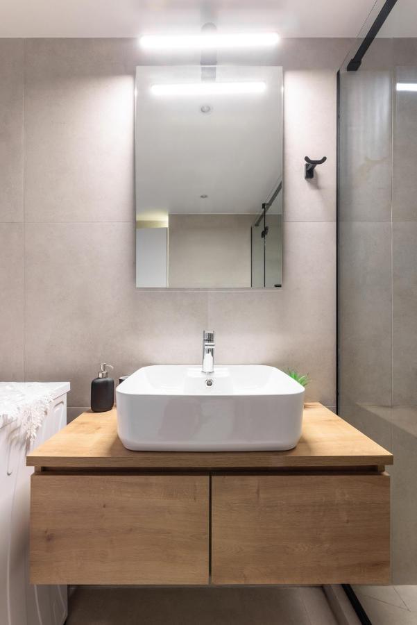 Skg Urban Boutique Apartment Солун Екстериор снимка